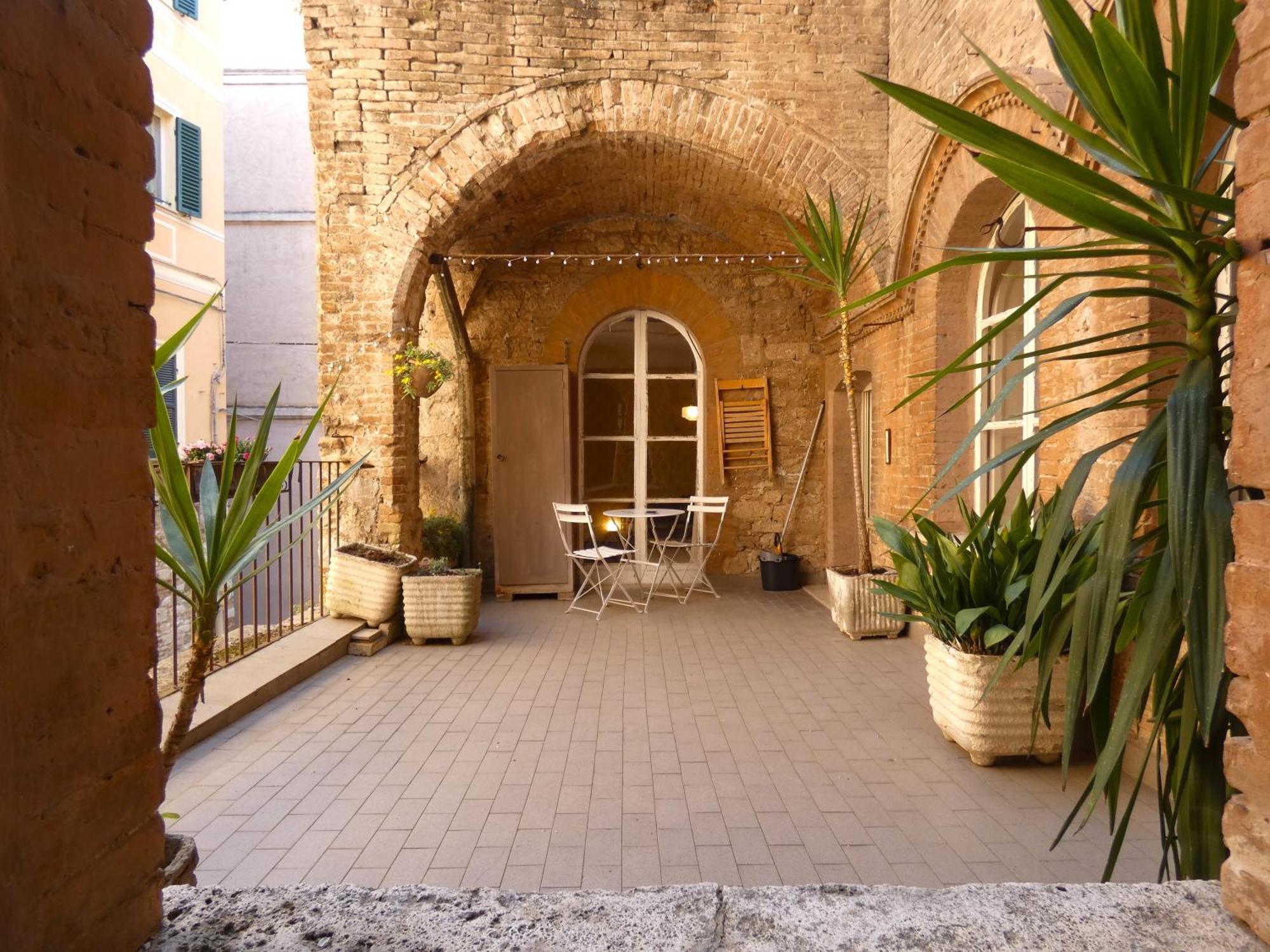 Via Vincioli - La Terrazza Nel Cuore Di Perugia Перуджа Екстериор снимка