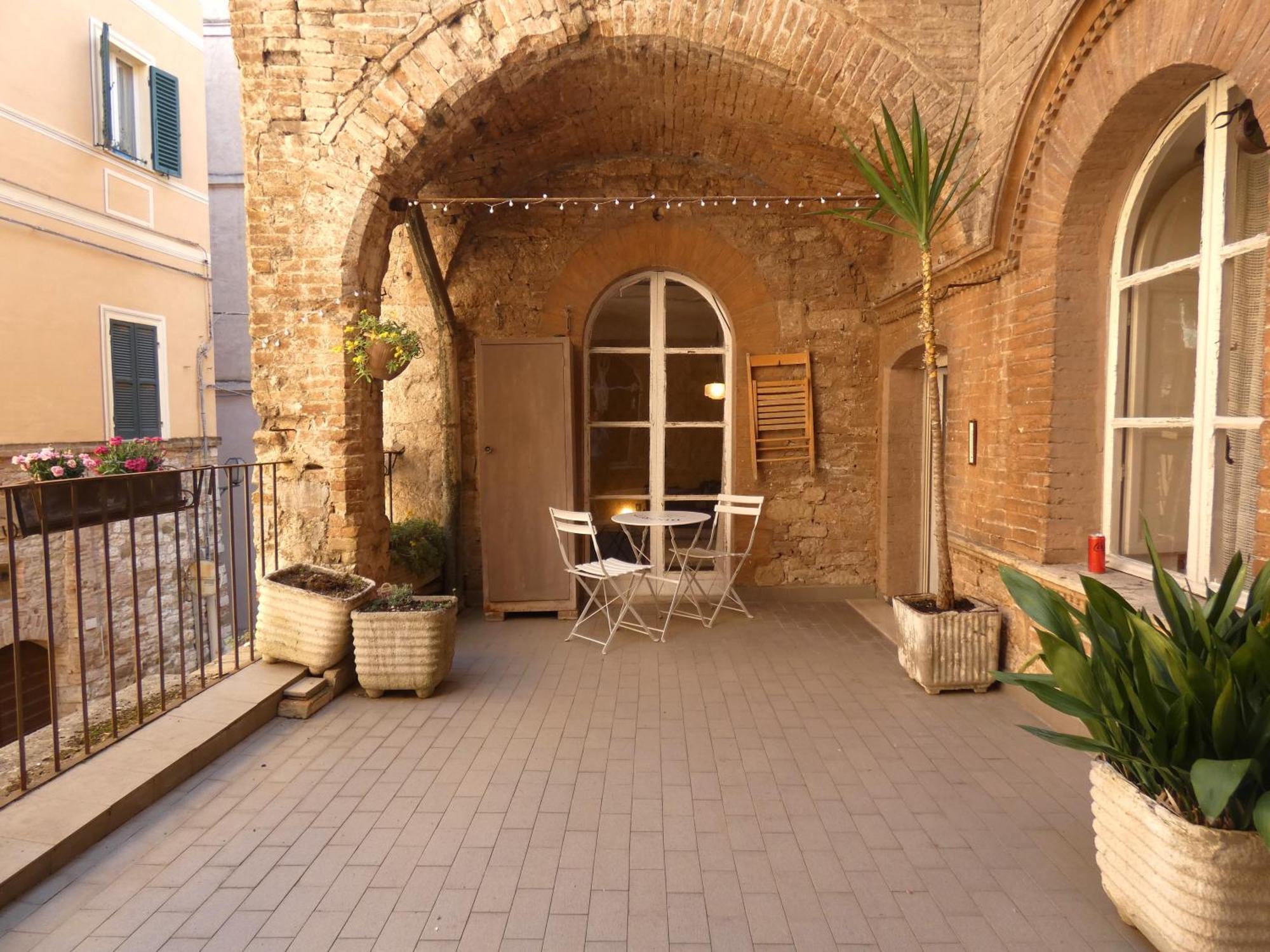 Via Vincioli - La Terrazza Nel Cuore Di Perugia Перуджа Екстериор снимка